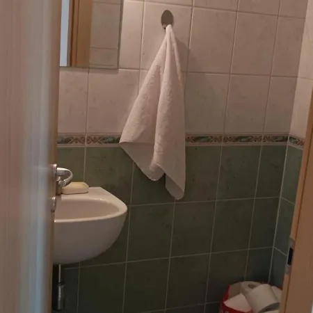 Sweet 홈스테이 *